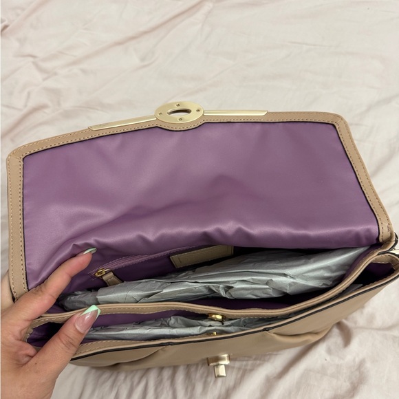 Coach Tan Shoulder Bag with Gold Accents - Picture 9 of 13